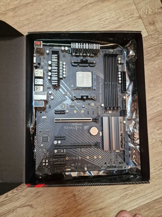 Дънна платка AM4 B450 , процесор Ryzen 5 3600x,RAM 16GB DDR4 3200 и охладител
