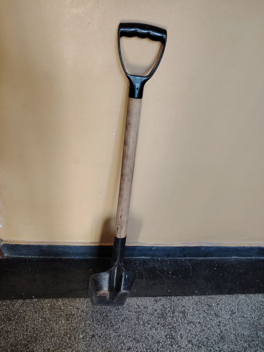 Лопата за въглища