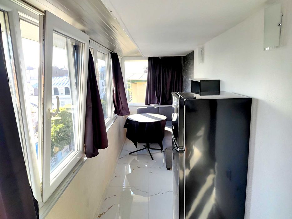 Дава се под наем Едностаен апартамент в Варна, Център - 22 кв.м за 310 € - Снимка #5