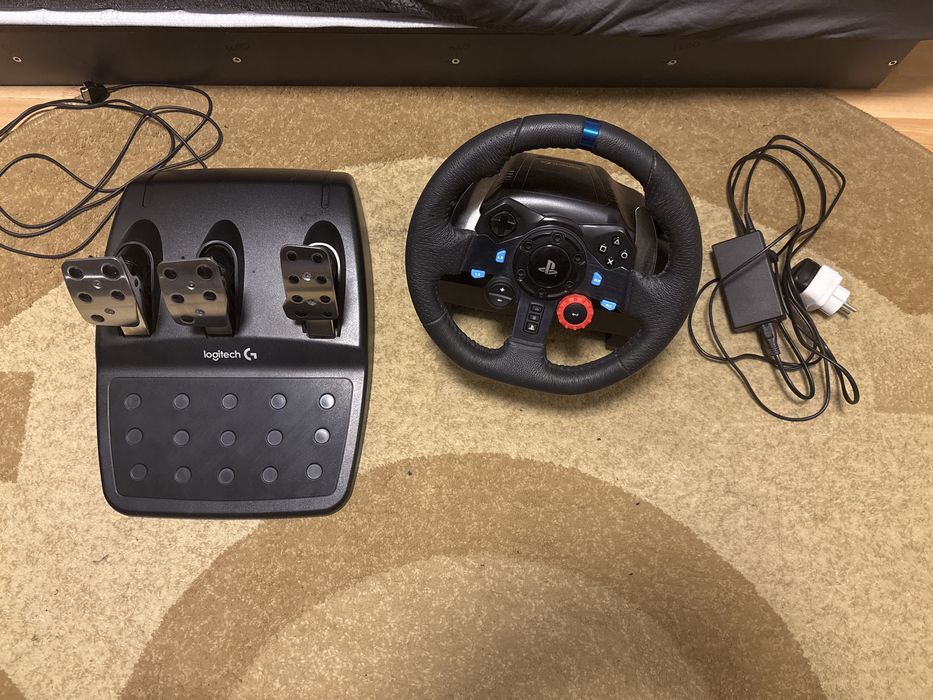 Logitech G29, руль, педали. Без шифтера