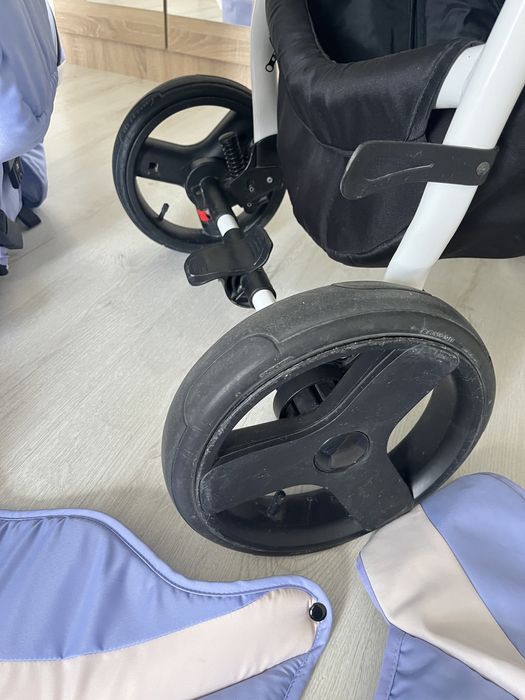 Коляска Тутис Польша