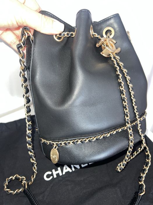 vand geanta chanel noua