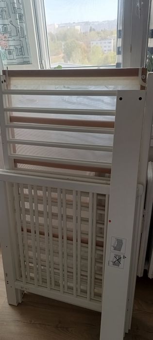 Pat - pătuț Ikeea lemn alb saltea cocos