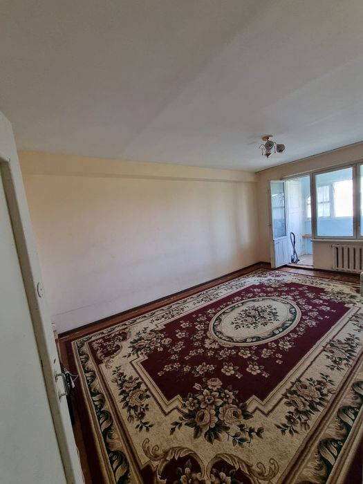 2 хонали кв 6 этаж трехлестник