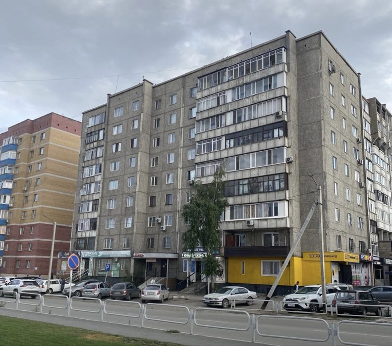 Продам 4х комнатную квартиру