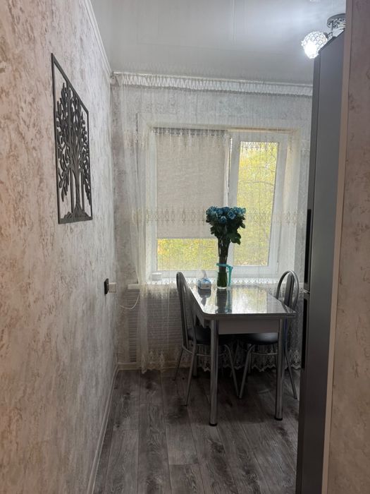 Продам теплую, светлую квартиру