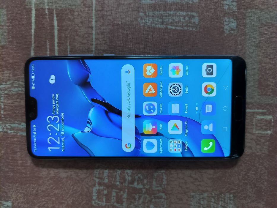 Huawei p20 (4/64 gb)