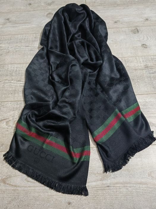 Esarfe,material cașmir,mai multe modele disponibile,100 lei buc