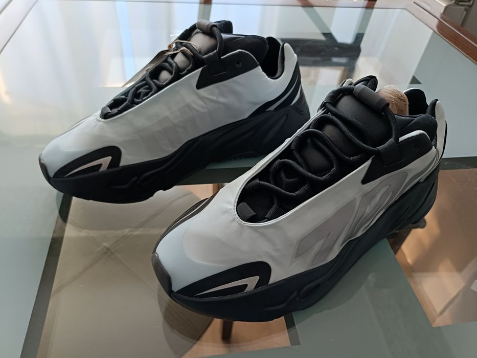 ‼️Vând adidas yeezy 700 mnvn‼️