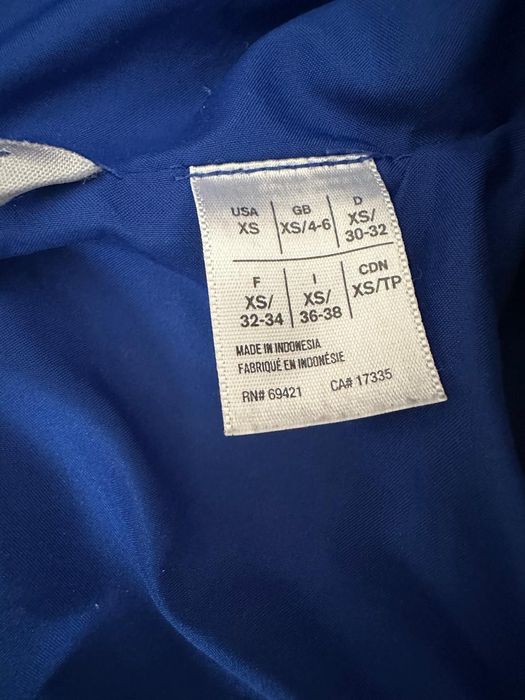 лёгкая куртка reebok