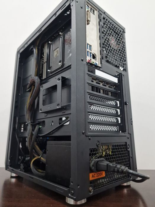 PC Gaming AMD Ryzen 7 2700X | NVIDIA RTX 2070 SUPER 8GB | 16GB RAM | SSD 512GB NVMe | RGB | WIFI