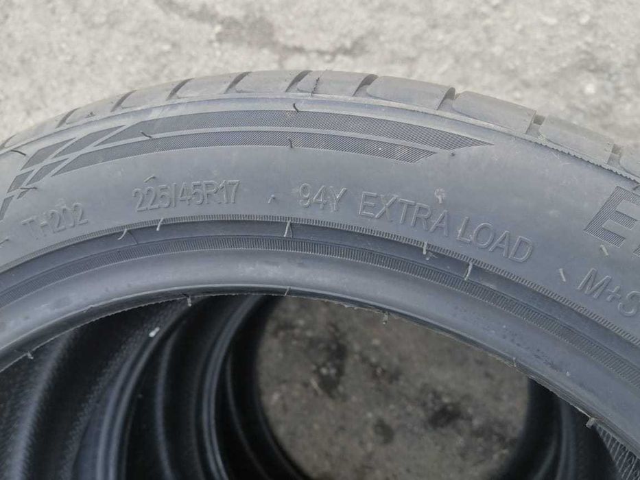 Шины в Алматы 225/45/17 Triangle TH202 (94Y)