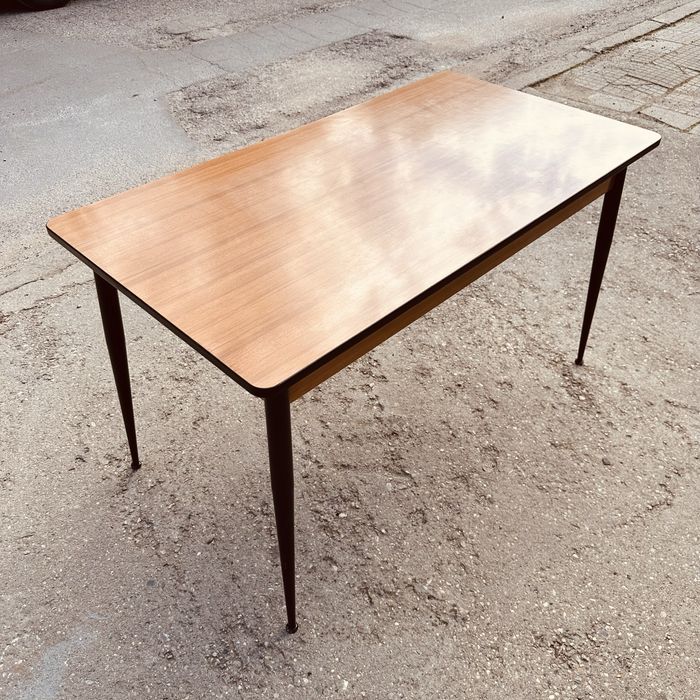 Винтидж италианско бюро / маса – Mid Century 60-те