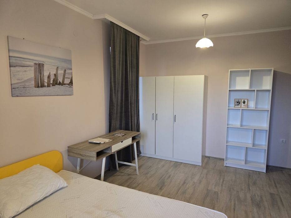 Давам под наем апартамент