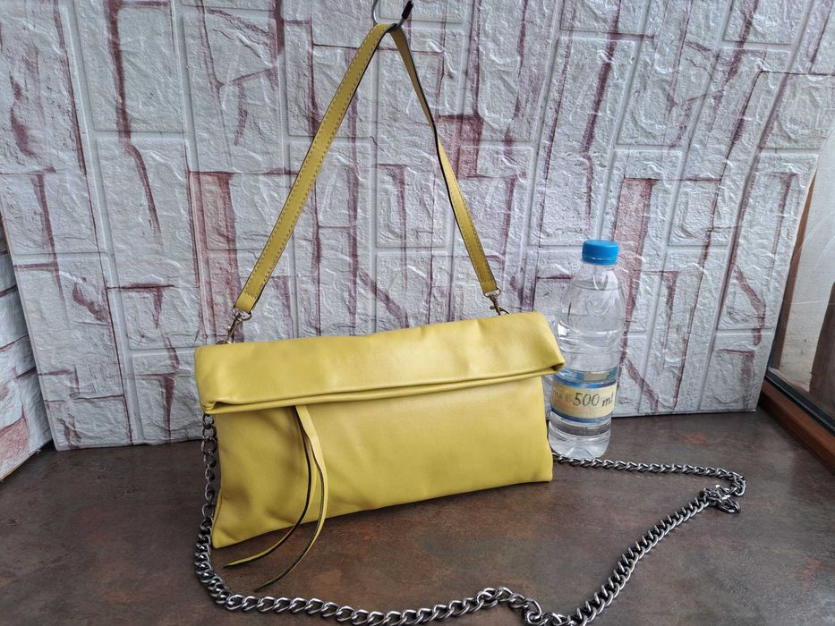 дамска чанта,Gianni Chiarini,жълта малка чантичка-естествена кожа