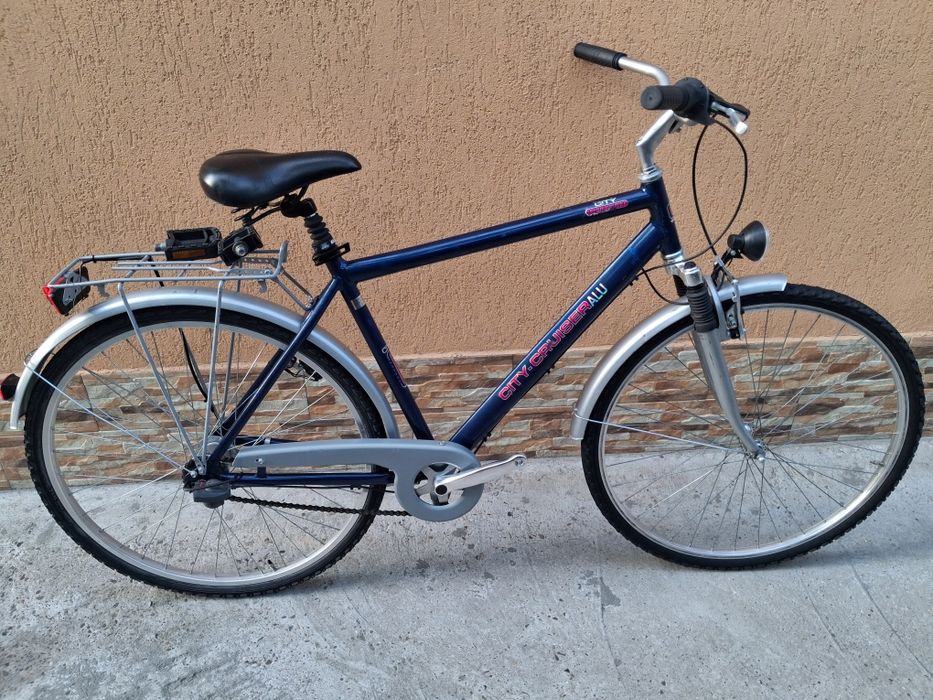Biciclete de dama și bărbătești