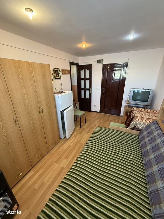 Garsonieră Calea Severinului zona Brico 2/2 mobilată utilată