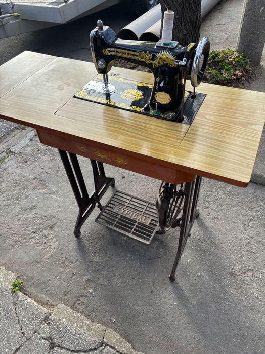 Шевна  машина , в много добро състояние, лично предаване