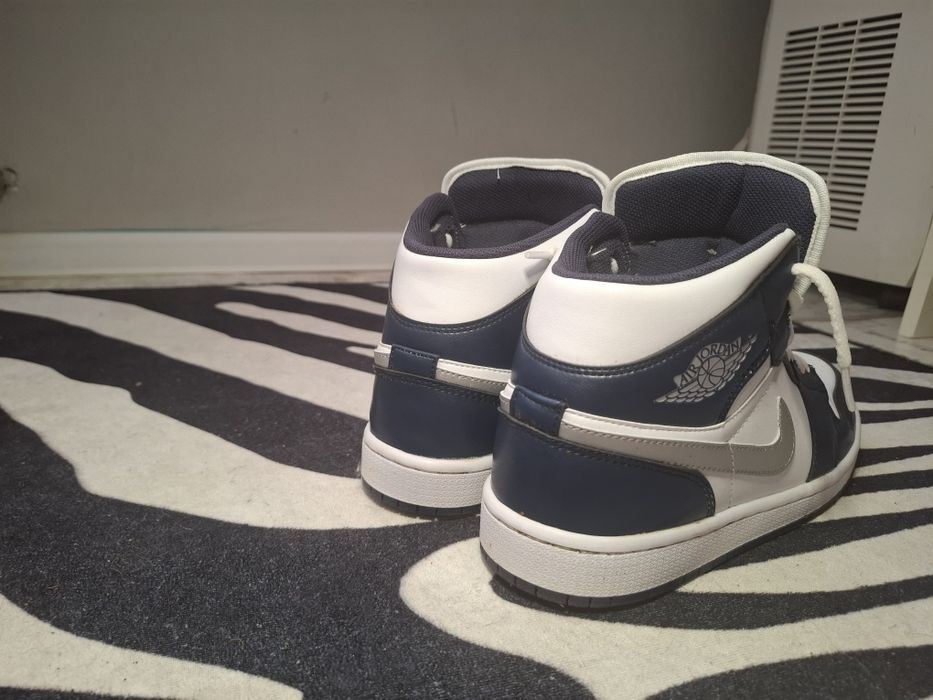 Jordan one dark blue