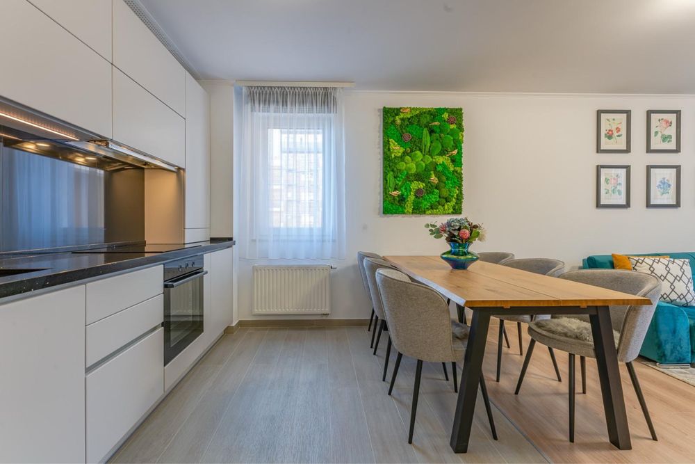 Apt 2 camere open space Urban Plaza