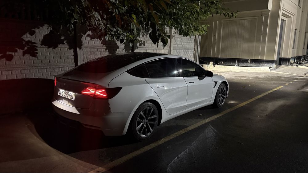 Tesla Model 3 Dual Motor 2022 America