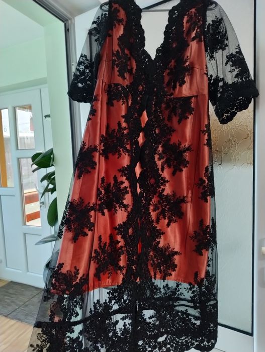 Rochie de seara din dantela