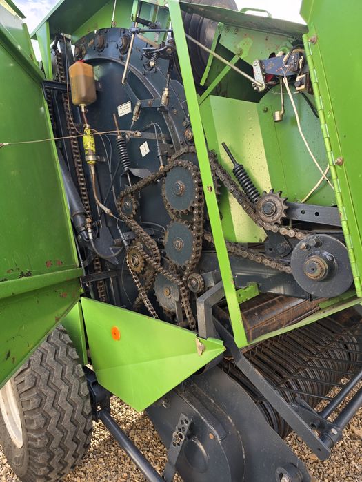 Presa de balotat balotiera rotunda deutz fahr gp 2.50