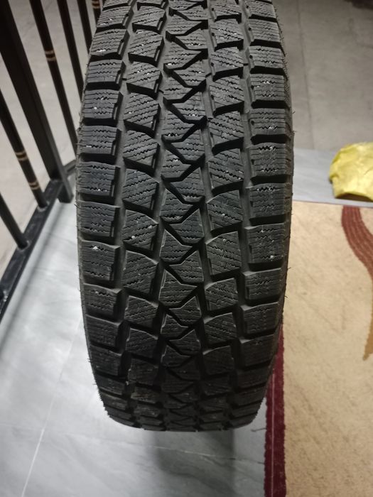 Продам зимние шины