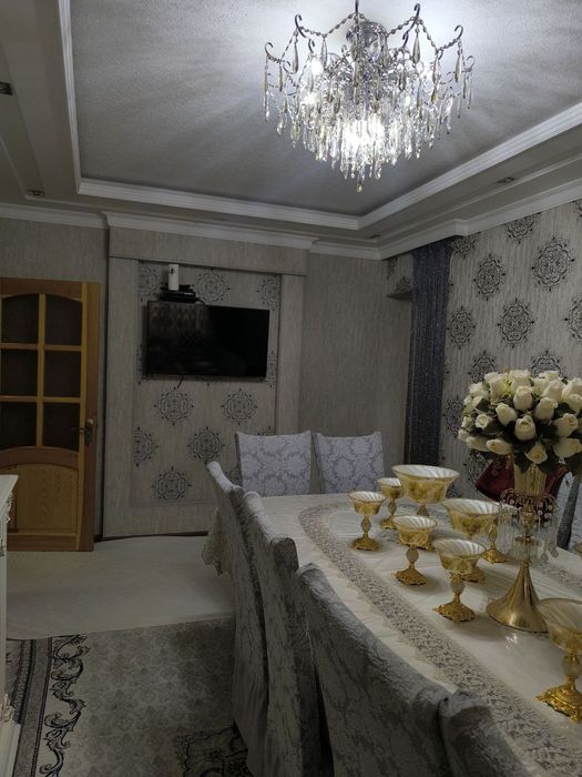 Чиланзар-9. 4/1/4. 2х6 балкон, 77 серия Кирпичный срочно