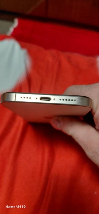 Iphone 16 pro max Desert Titanium