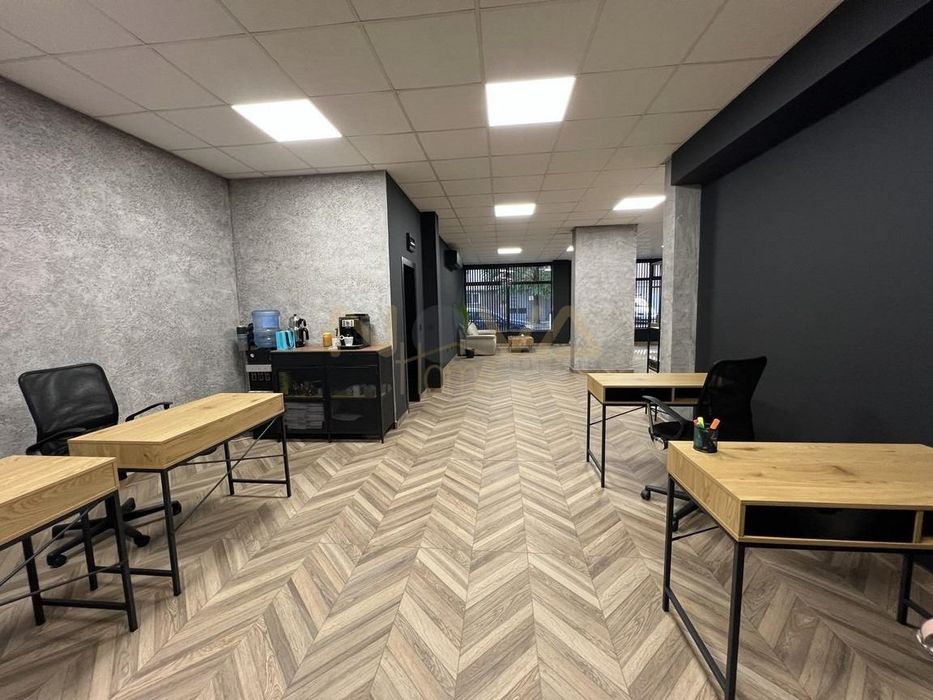 Магазин в Варна-Конфуто площ 151 цена 396000