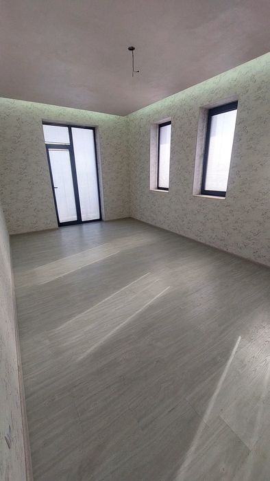 Продаётся квартира с ремонтом. г. Чирчик