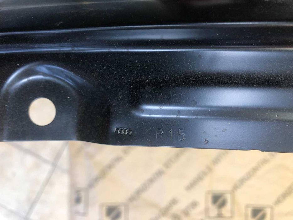 AUDI RS3 8Y - оригинален преден десен калник 8Y0821106B