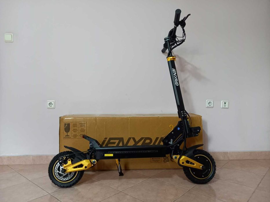 Електрически скутер/тротинетка iENYRID ES1 2400W 20.8AH