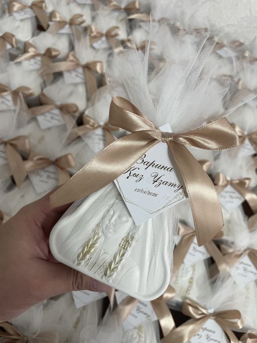 Тойбастар из гипса