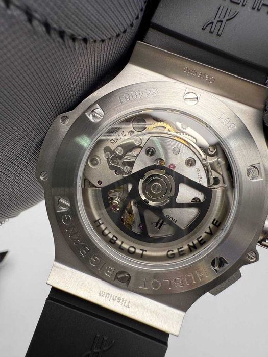 hb big bang 44mm сребристо черно