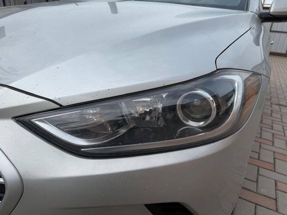 Хуйндай элантра фара