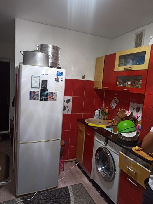 Продаю Холодильник Самсунг
