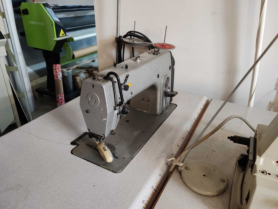 Vand urgent masini de cusut