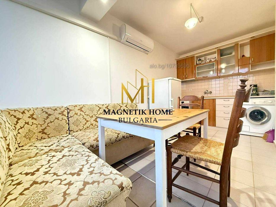 Приветлив двустаен апартамент до Руската гимназия в ж.к. Лазур