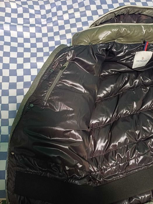Geacă Moncler 100 % originlă