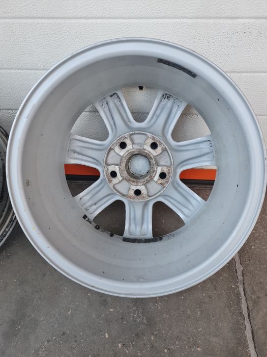 Оригинални джанти за ФОЛСВАГЕН VW R15 5x112 ET45 7J