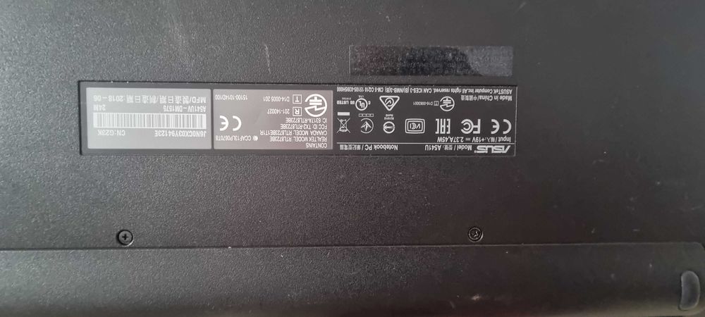 Laptop ASUS A541U