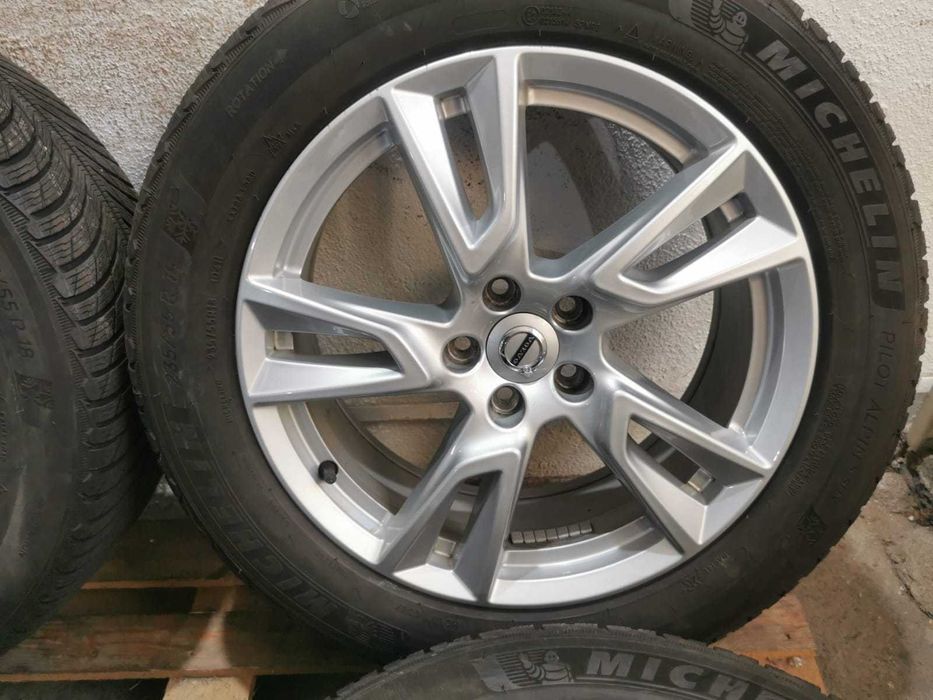 Jante Originale Volvo Xc60/Xc40/V90 CrossCountry R18 cu anvelope iarna