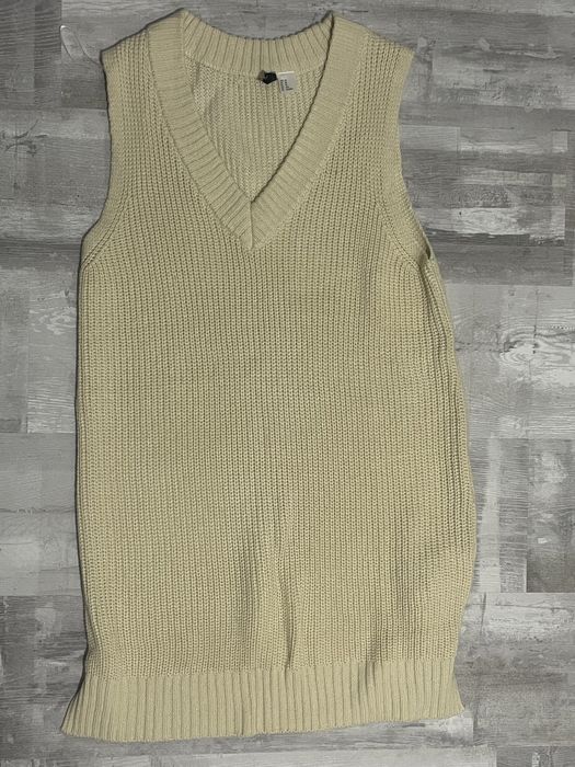 Vesta lunga crosetata