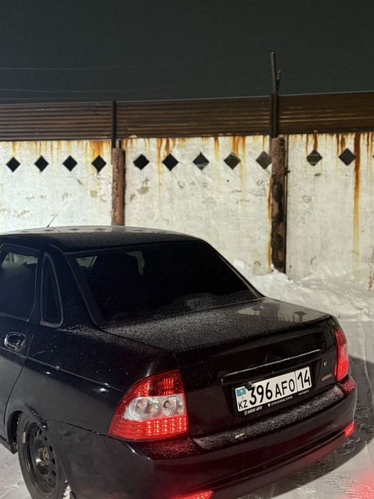 Продам приору  2012 года