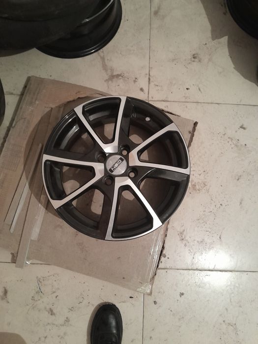 Продам титанку на 15r