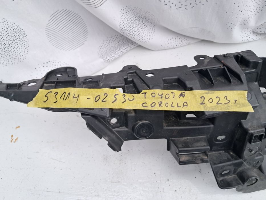 Грил решетка основа панел Очиларка Toyota Corolla 2023г