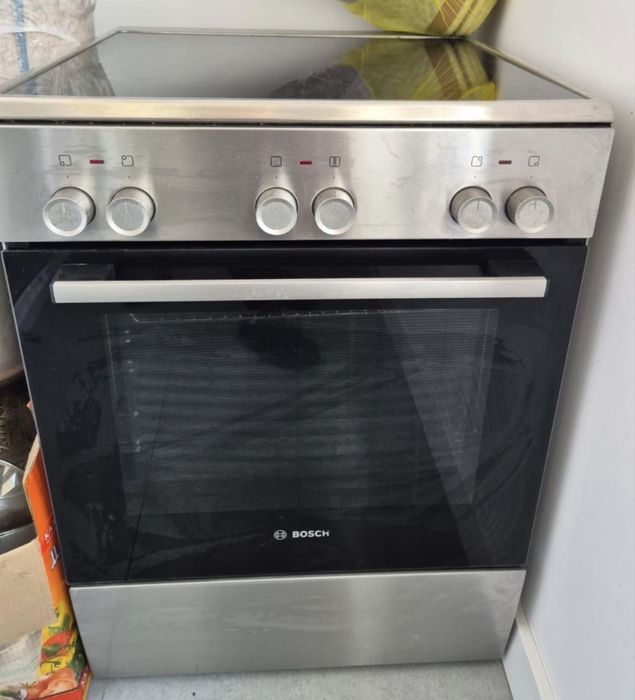 Продам электрическую плиту