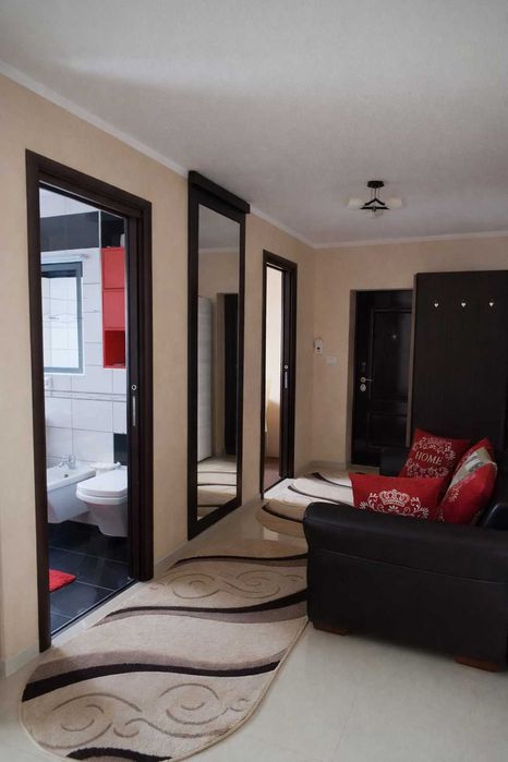 Apartament 2 camere de vânzare – Buhuși, zonă centrală